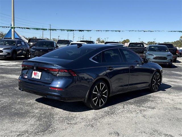 Used 2024 Honda Accord Touring image 7