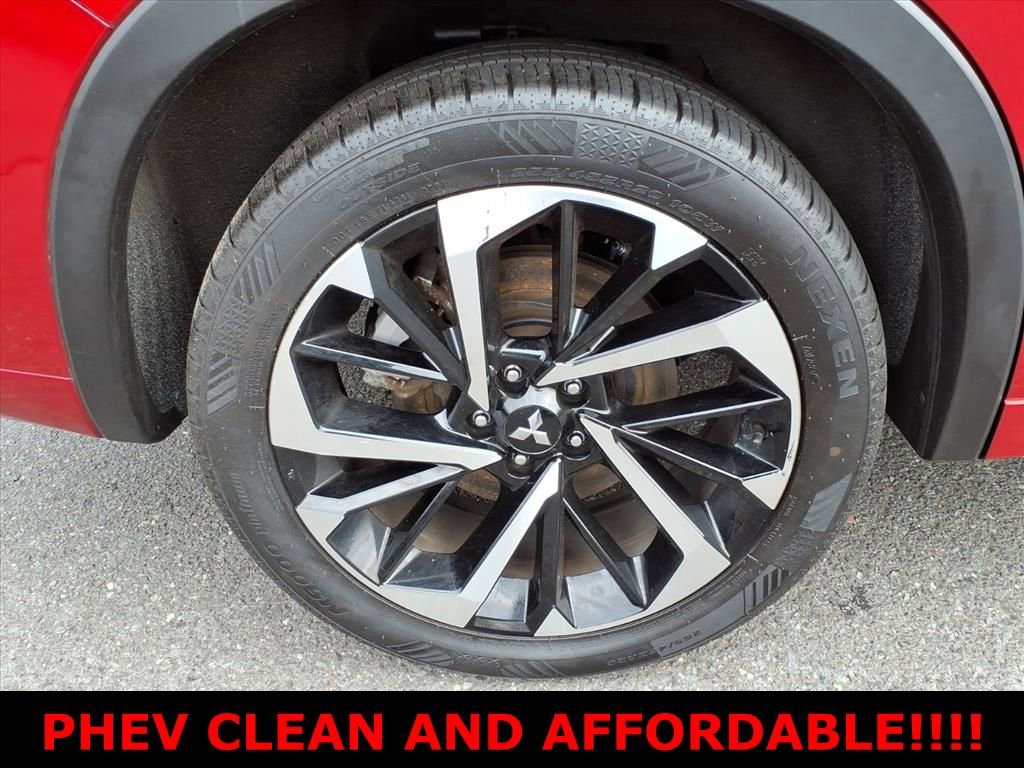 Used 2023 Mitsubishi Outlander SEL 40th Anniversary AWD/4WD image 9