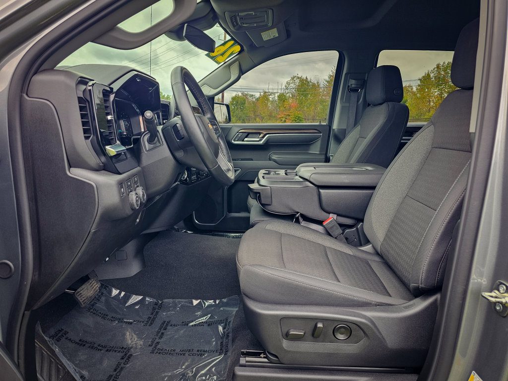 Used 2026 Chevrolet Silverado 1500 LT AWD/4WD image 12