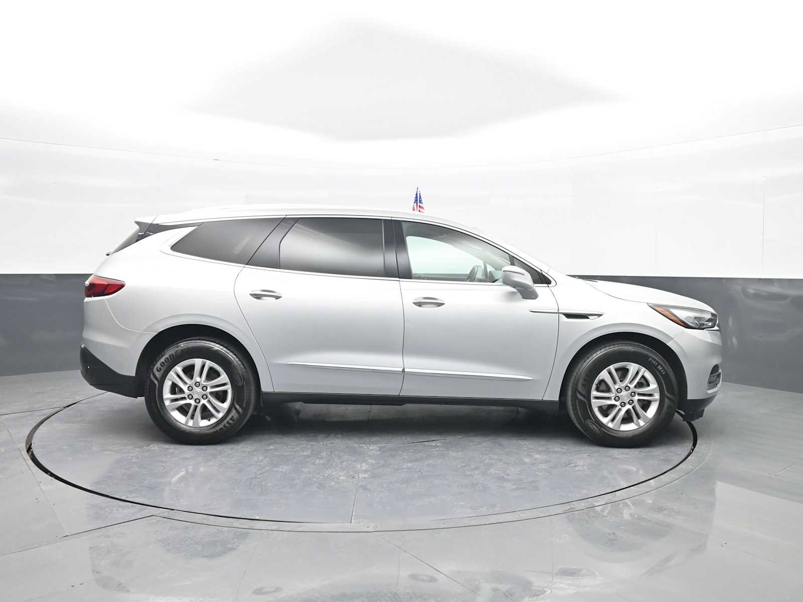 Used 2019 Buick Enclave Essence w/ Trailering Package, 5000 lbs. AWD/4WD image 9