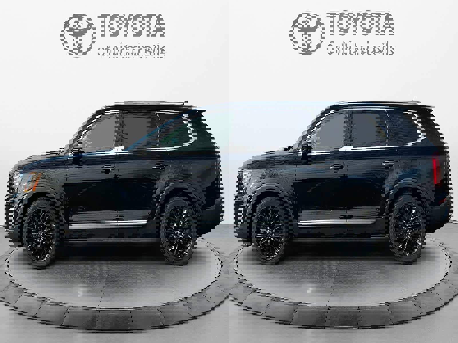 Used 2020 Kia Telluride SX w/ SX Prestige Package image 3