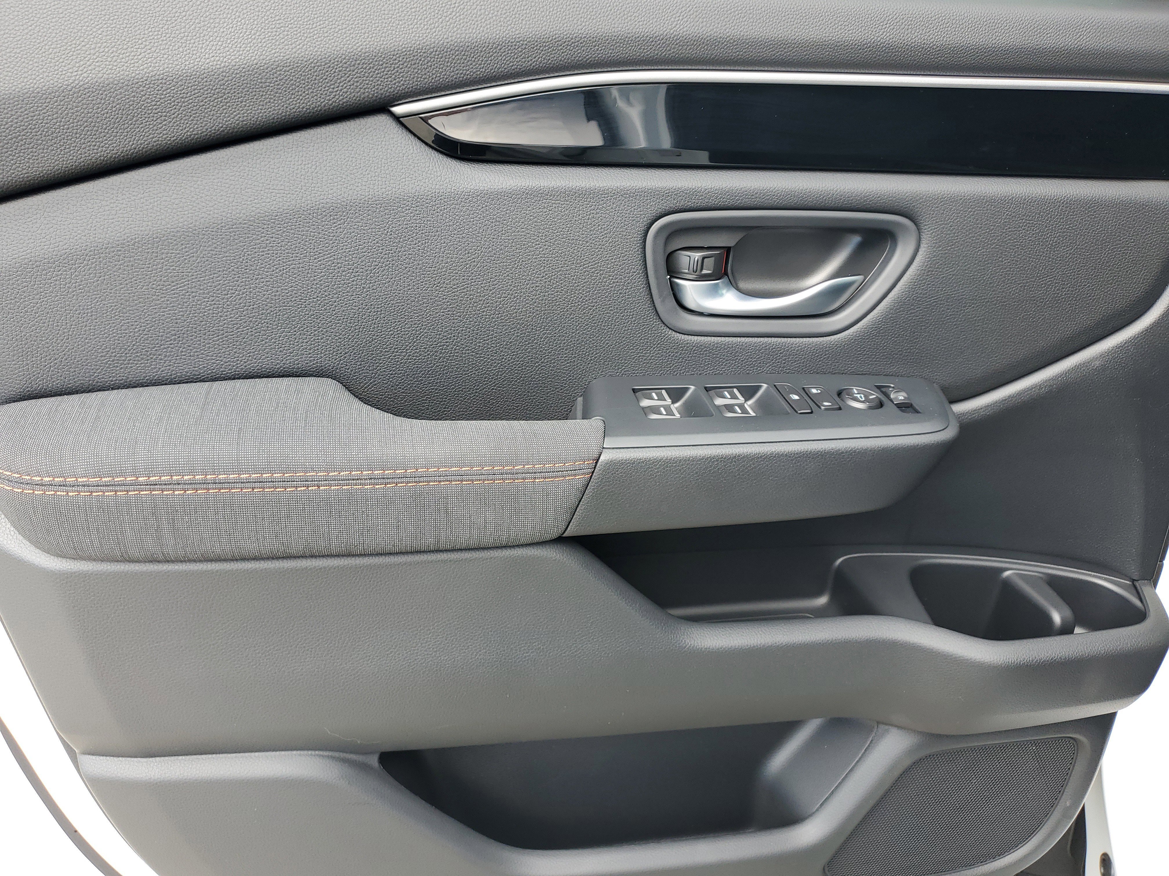 New 2026 Honda Pilot Sport image 24