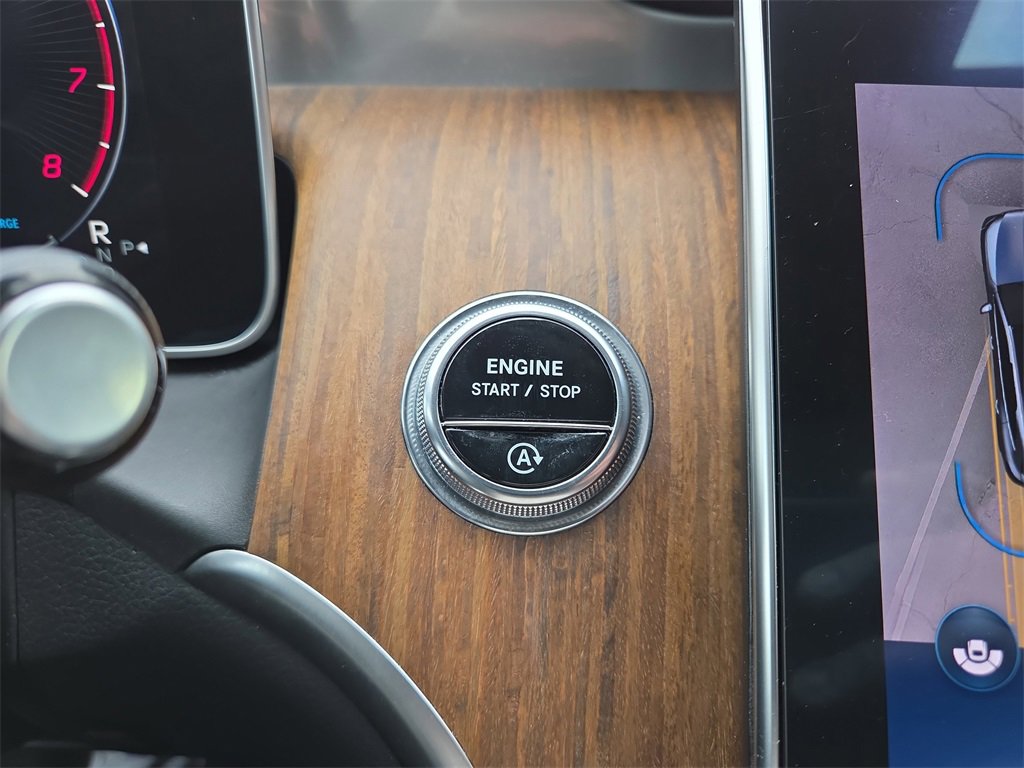 Used 2023 Mercedes-Benz GLC 300 4MATIC image 26