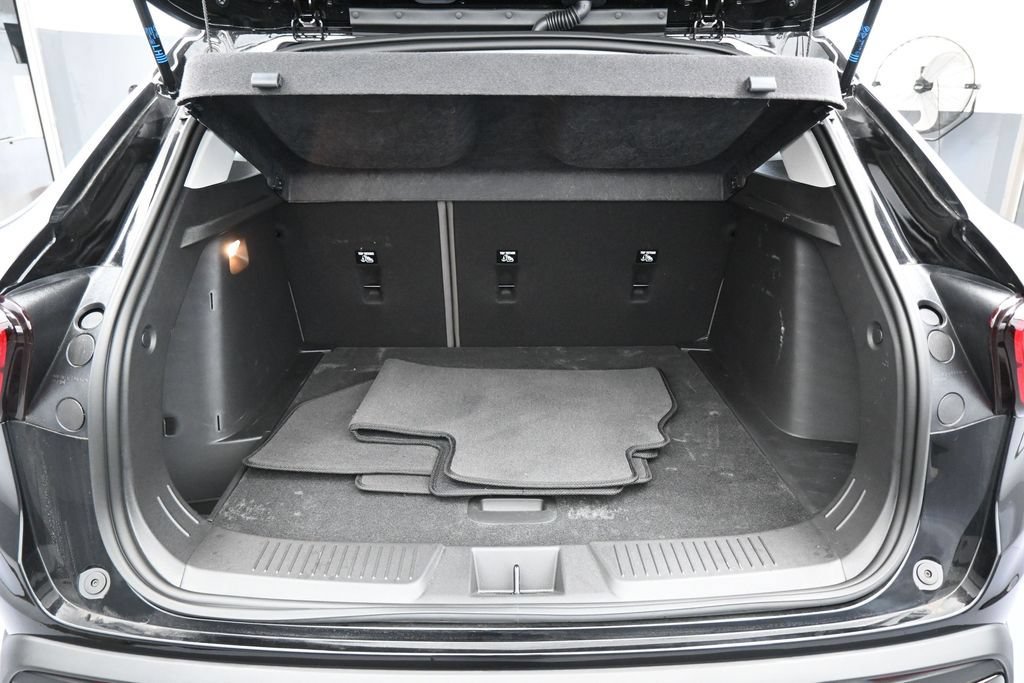 Used 2025 Chevrolet Trax ACTIV FWD image 34
