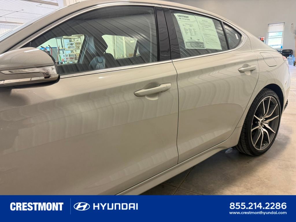 Used 2024 Genesis G70 2.5T AWD/4WD image 8
