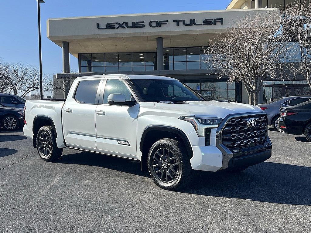 Used 2024 Toyota Tundra Platinum image 1