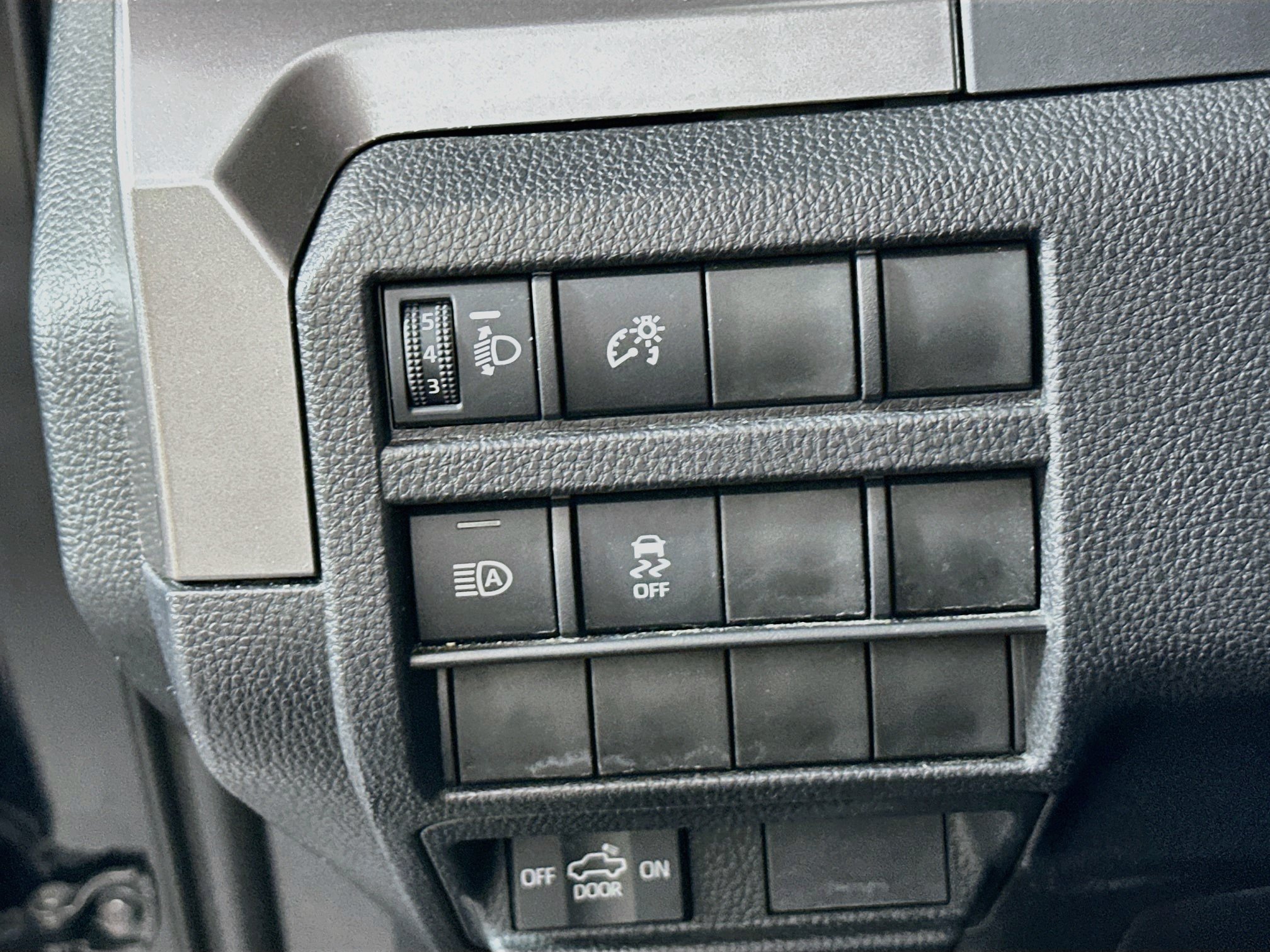 Used 2026 Toyota Tacoma TRD Off-Road AWD/4WD image 16