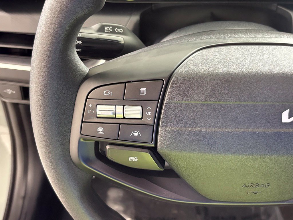 New 2026 Kia K4 FWD image 29