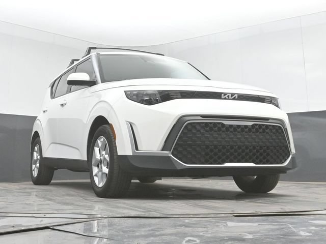 Used 2024 Kia Soul LX w/ Option Group 015 FWD image 39