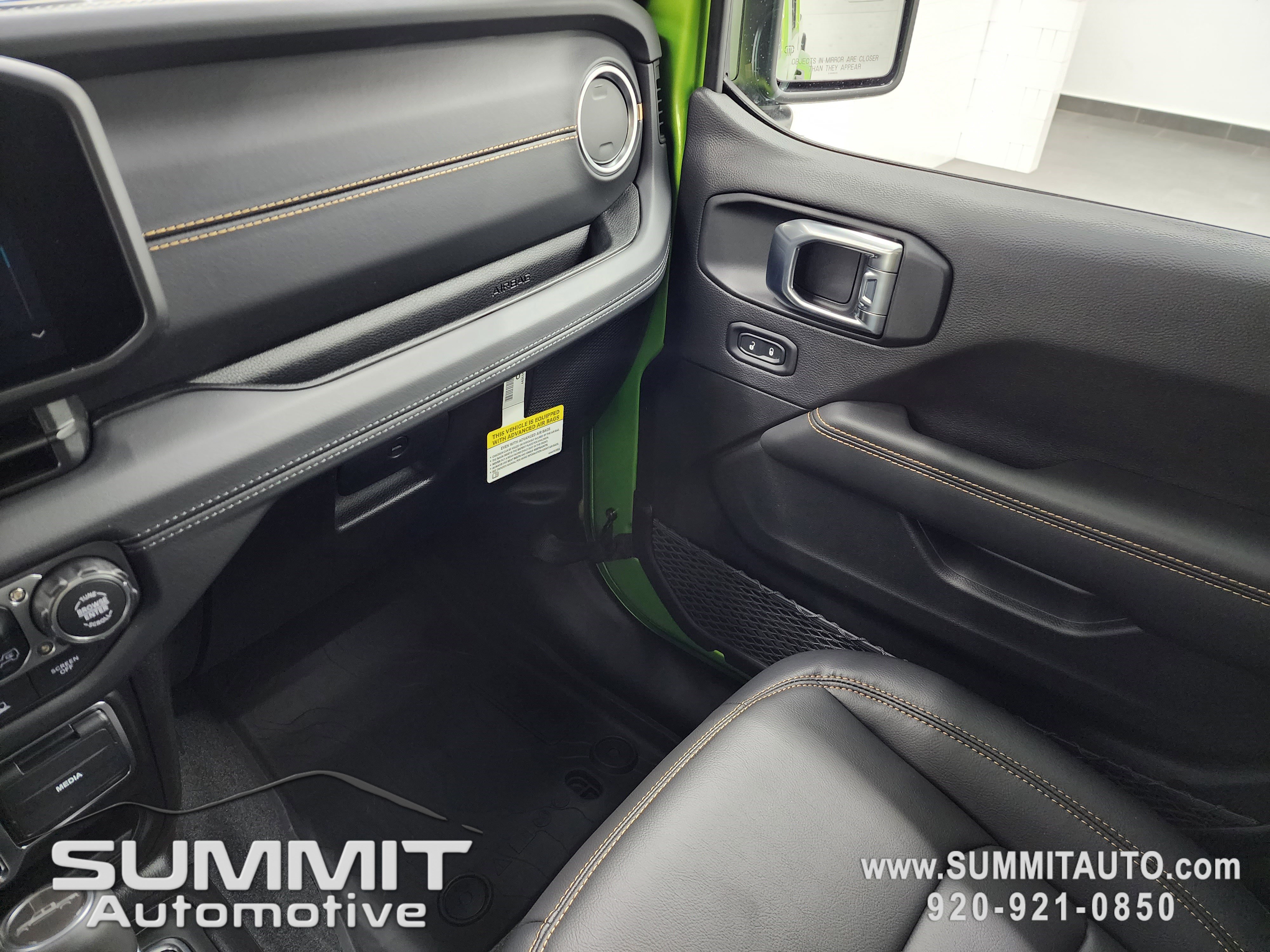 New 2026 Jeep Gladiator Sahara image 12