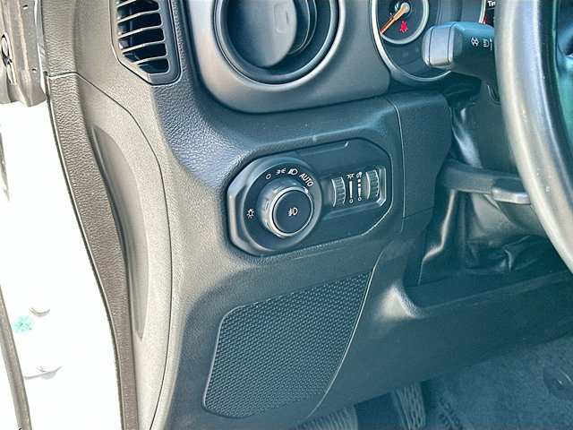 Used 2022 Jeep Wrangler Unlimited Sport AWD/4WD image 11