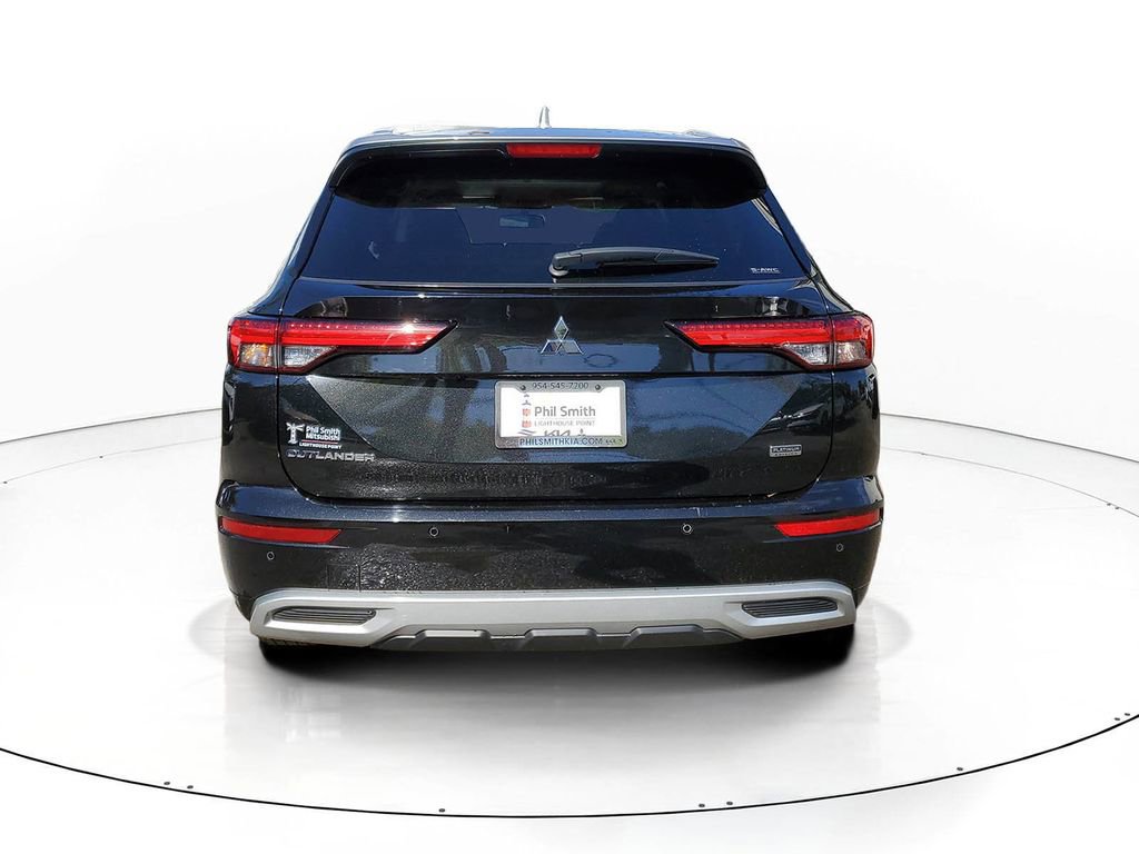 Used 2024 Mitsubishi Outlander SEL image 5