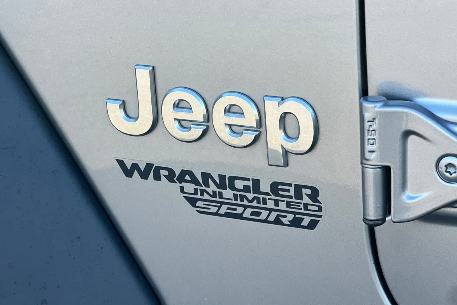 Used 2019 Jeep Wrangler Unlimited Sport S AWD/4WD image 32