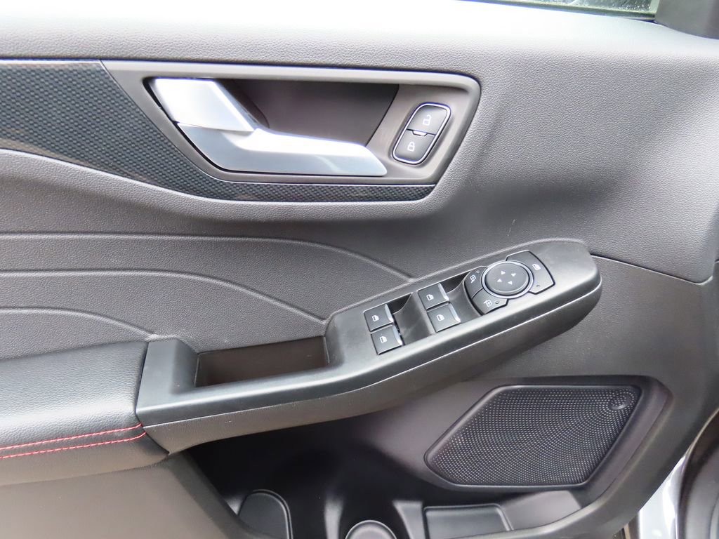 Used 2024 Ford Escape ST-Line w/ Tech Pack #1 image 22