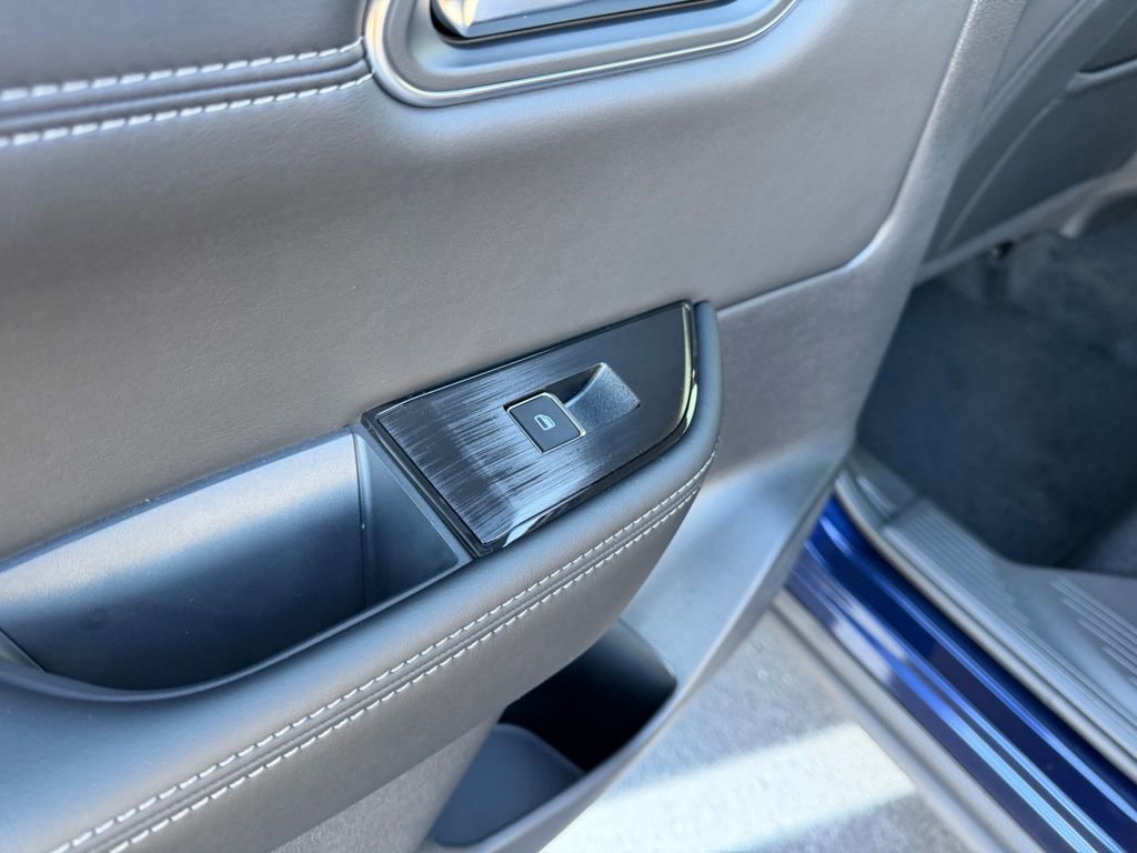 New 2026 Nissan Rogue Platinum w/ Platinum Premium Package image 18