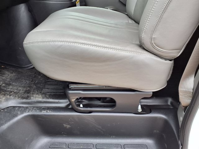 New 2026 Chevrolet Express 2500 Extended w/ Driver Convenience Package RWD image 20
