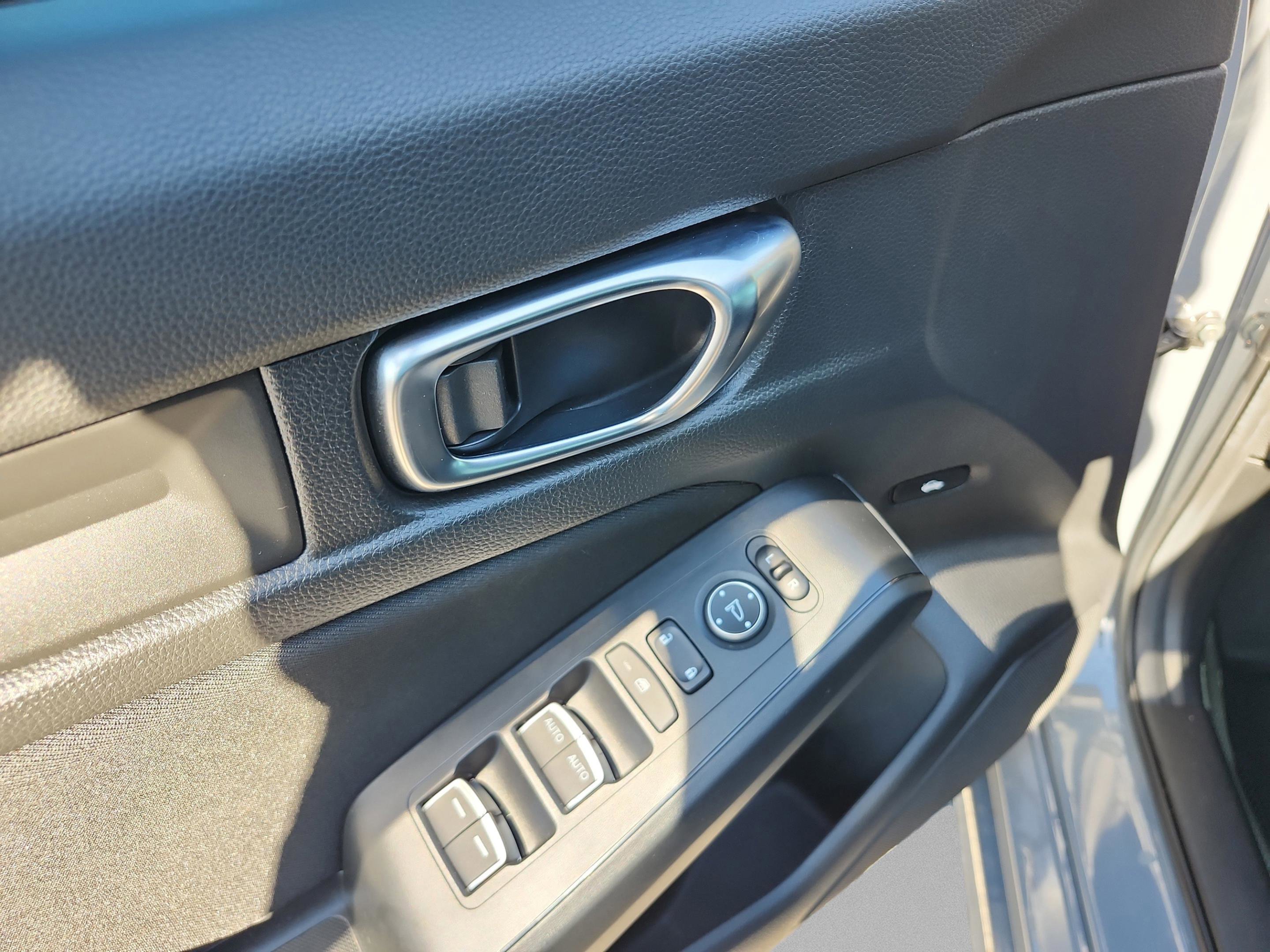 Used 2025 Honda Civic Sport image 16