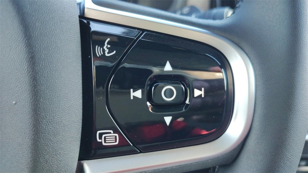 New 2026 Volvo XC90 B6 Ultra image 16