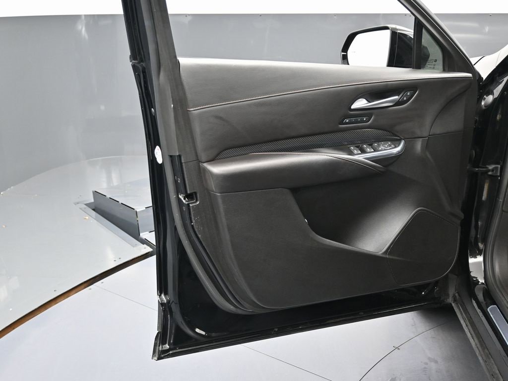 Used 2023 Cadillac XT4 Sport image 42