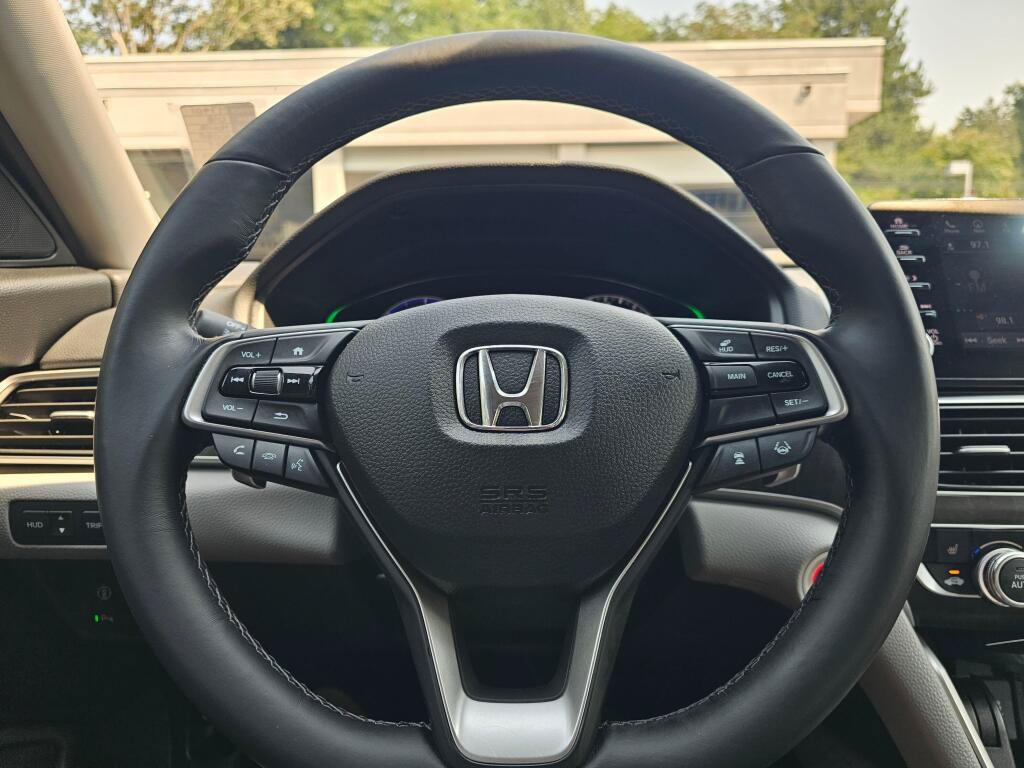 Certified 2018 Honda Accord Touring image 26