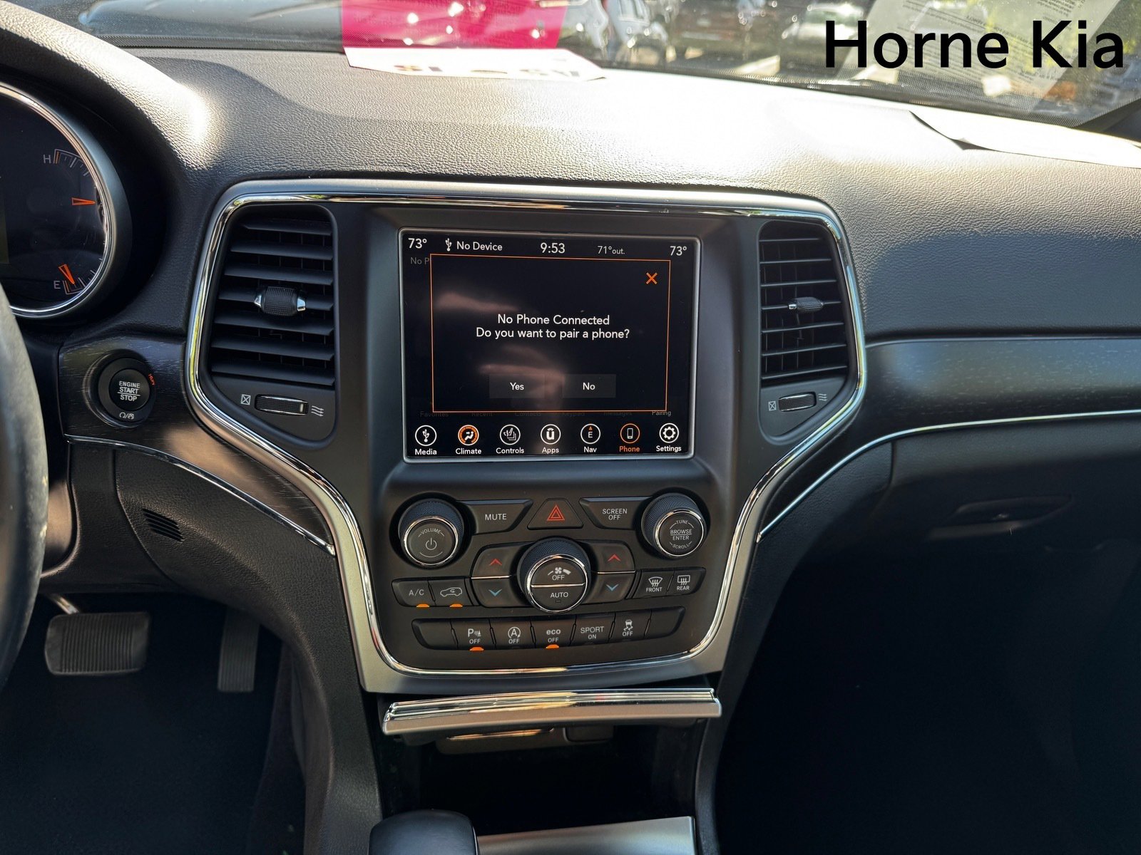 Used 2018 Jeep Grand Cherokee Limited w/ Luxury Group II image 18