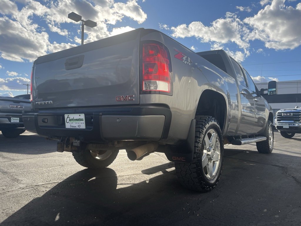 Used 2013 GMC Sierra 2500 Denali w/ Suspension Package, Off-Road image 3