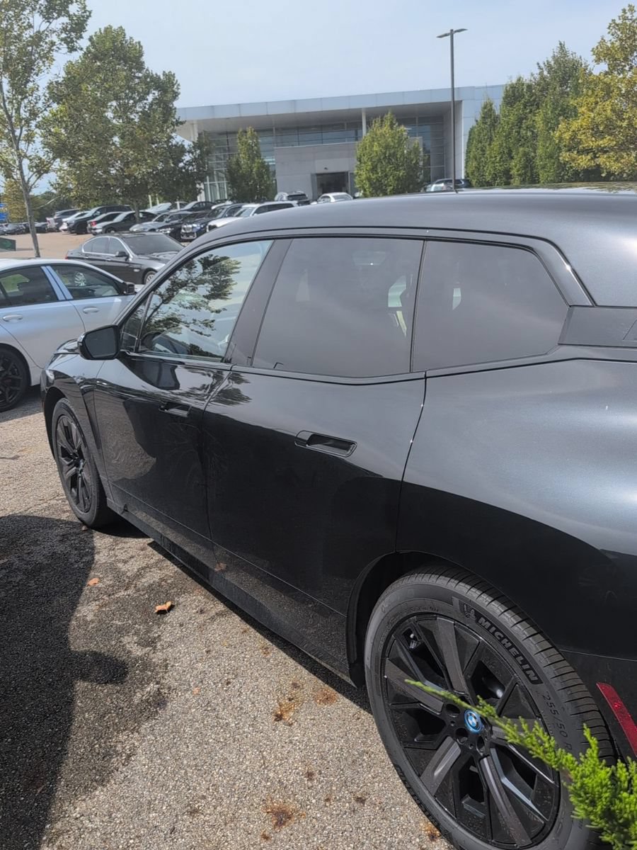 Used 2024 BMW iX M60 AWD/4WD image 2