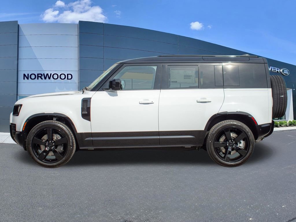 New 2026 Land Rover Defender 110 X-Dynamic SE image 7