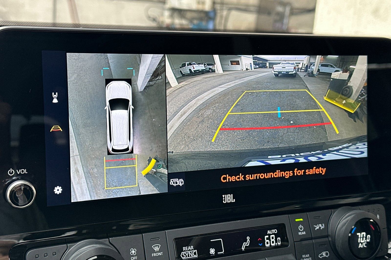 Used 2025 Toyota Grand Highlander AWD image 27