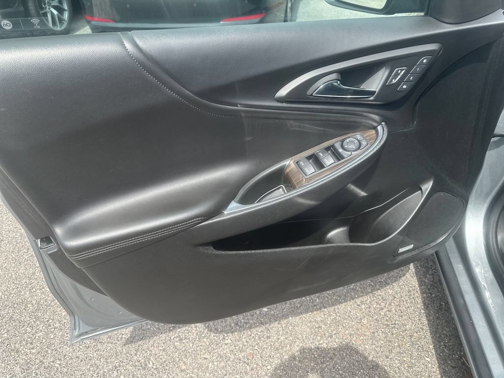 Used 2024 Chevrolet Malibu LT FWD image 10