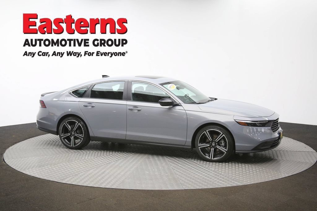 Used 2025 Honda Accord Sport image 44