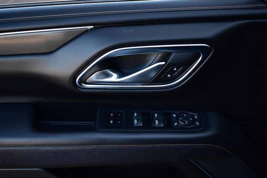 Used 2023 GMC Yukon XL AT4 w/ AT4 Premium Plus Package image 15