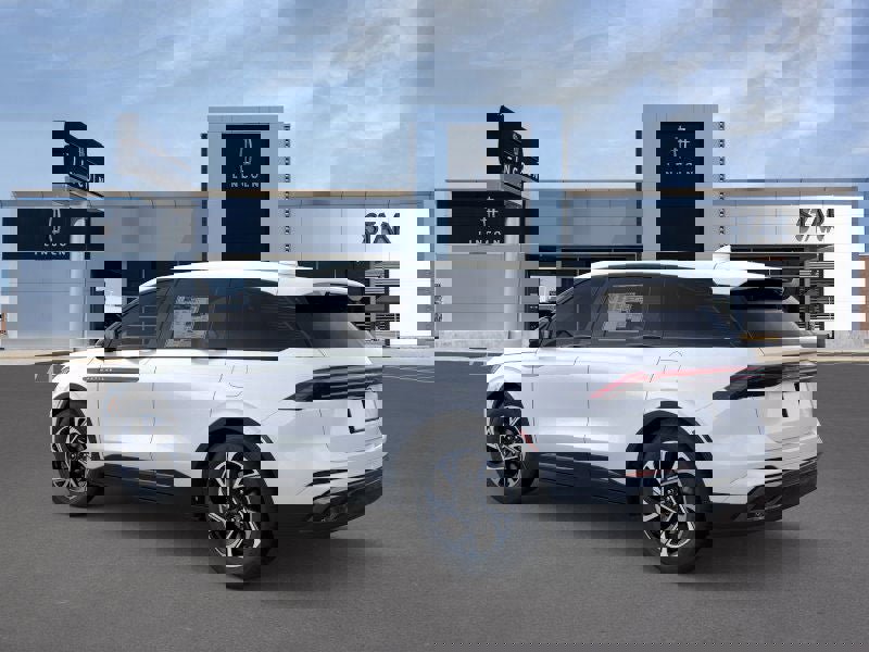 New 2025 Lincoln Nautilus Premier w/ Jet Appearance Package image 4