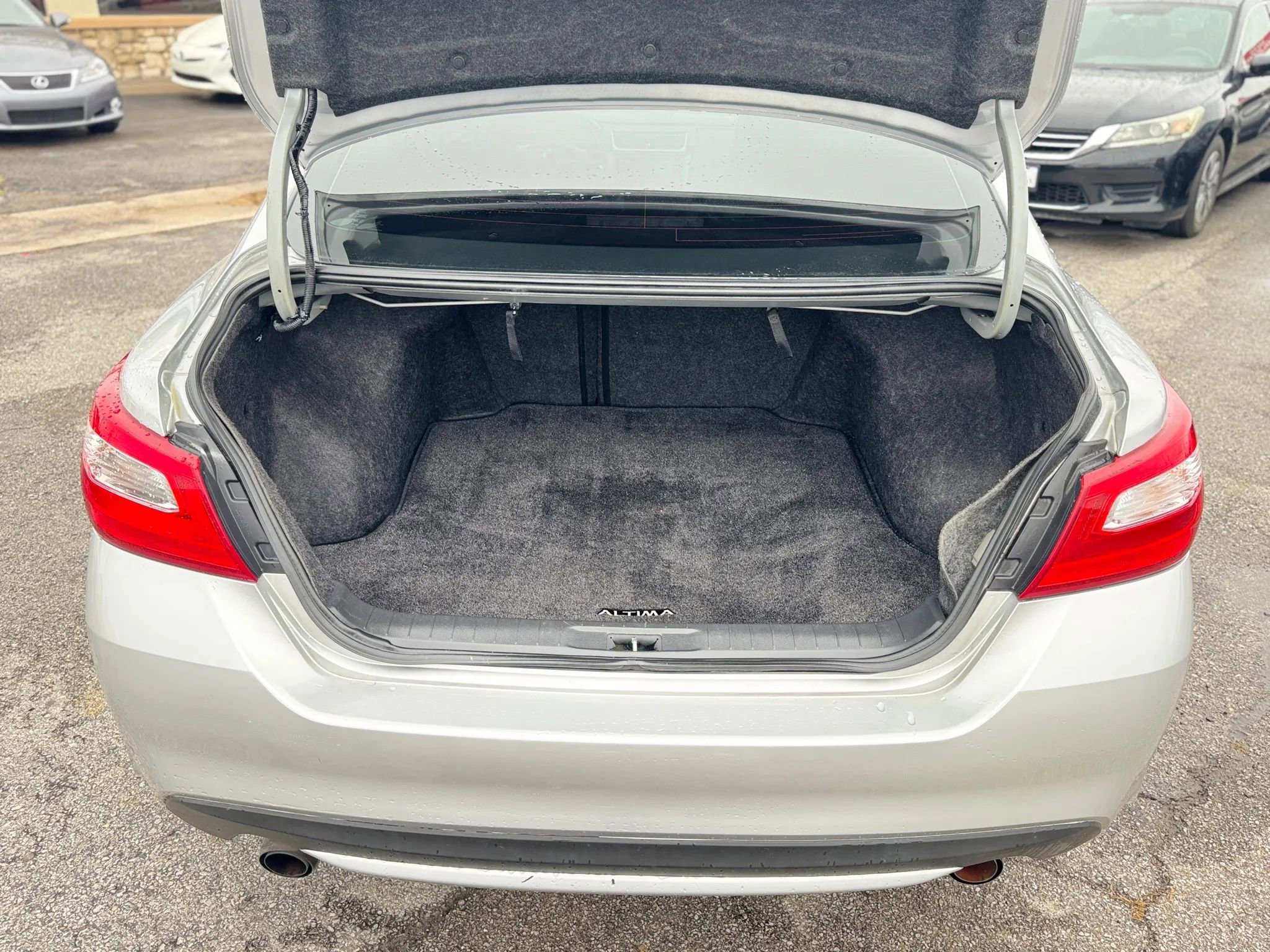 Used 2017 Nissan Altima 2.5 S w/ Power Driver Seat Package image 13