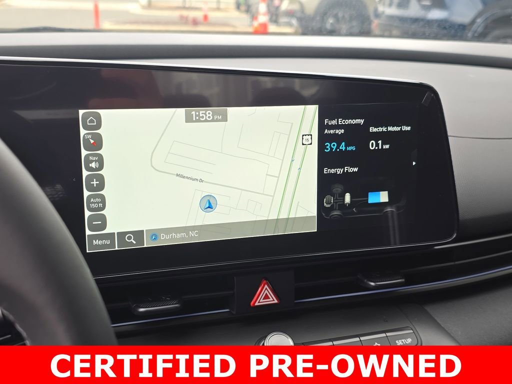 Certified 2025 Hyundai Elantra SEL FWD image 22