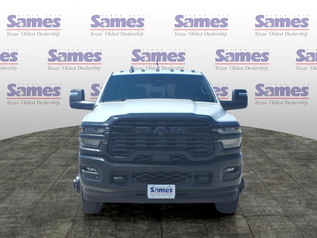 New 2026 RAM 3500 Tradesman AWD/4WD image 9