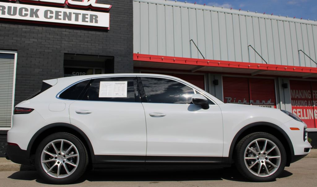 Used 2019 Porsche Cayenne image 12