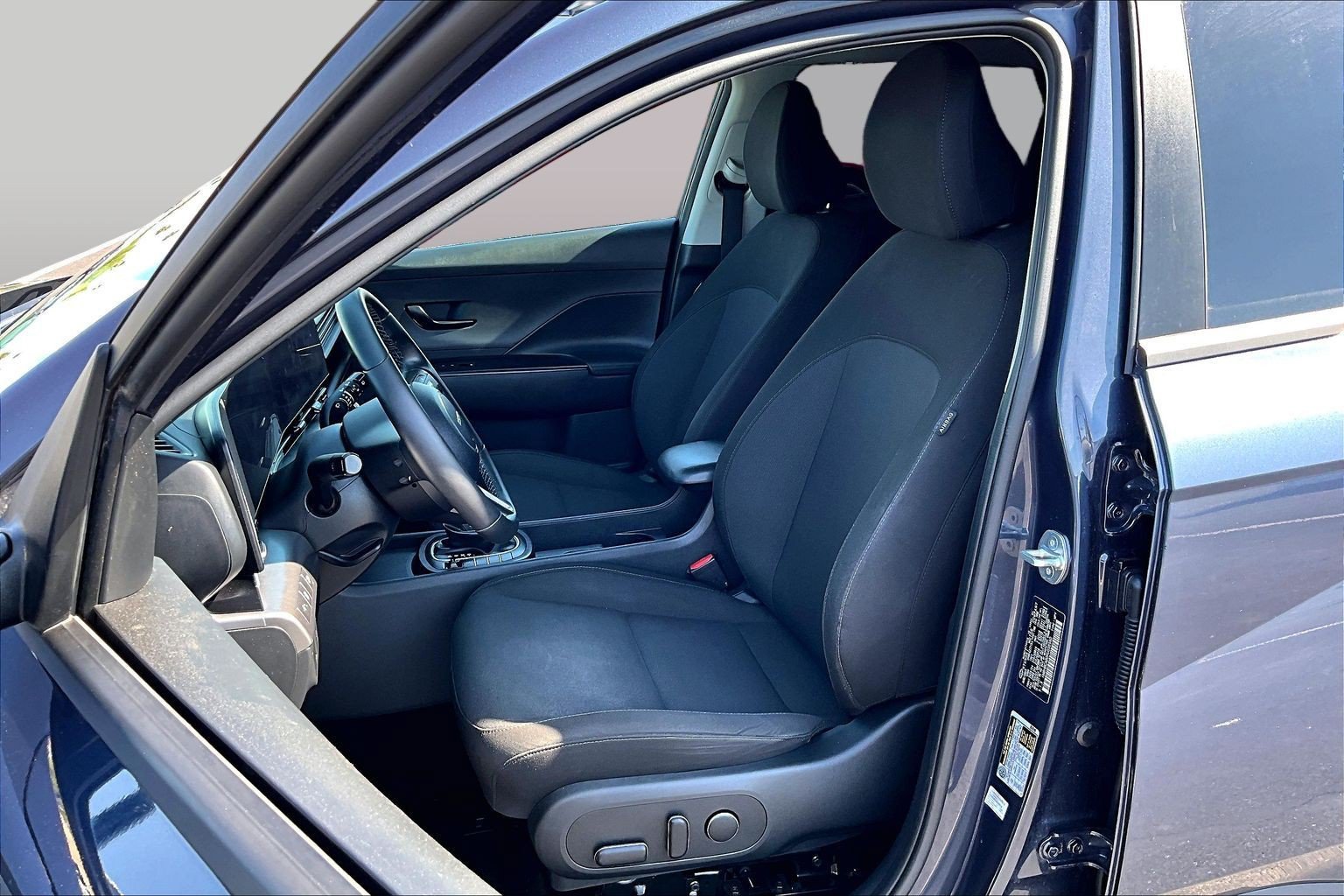 Used 2024 Hyundai Kona SEL AWD/4WD image 26