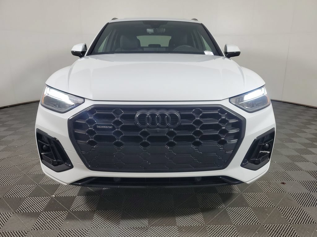 Used 2024 Audi Q5 2.0T Premium Plus w/ Premium Plus Package AWD/4WD image 2