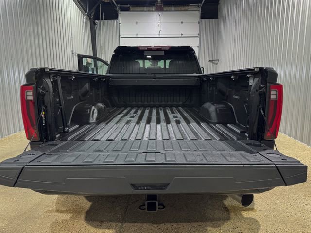 Used 2024 GMC Sierra 3500 Denali Ultimate AWD/4WD image 5