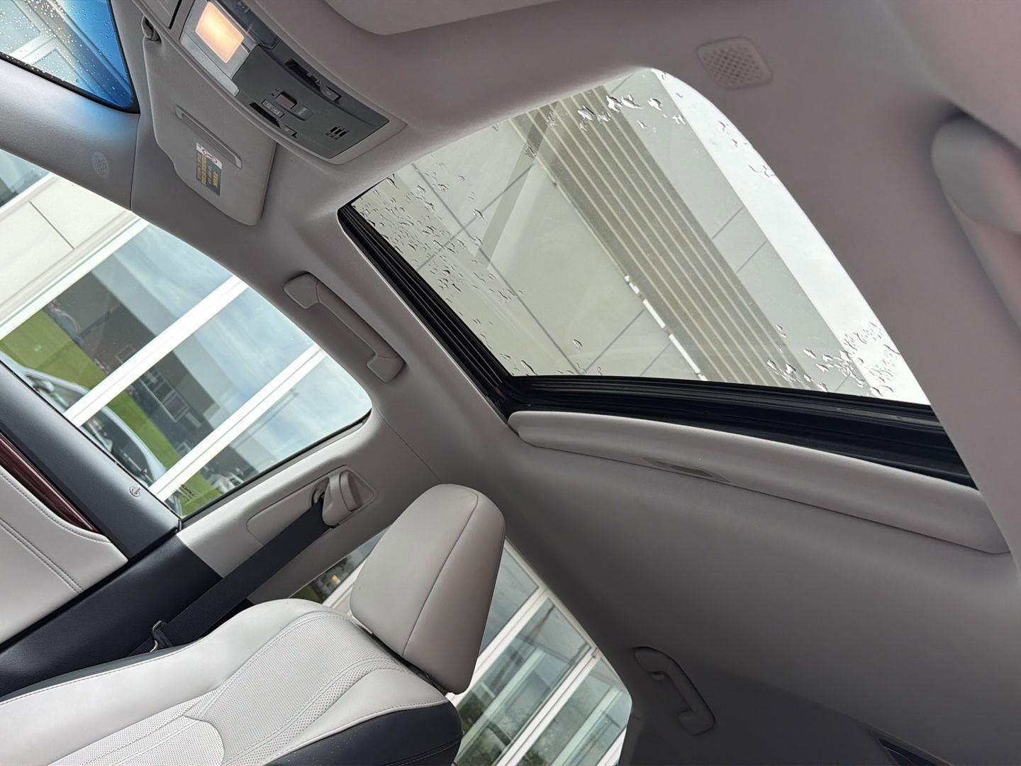 Used 2018 Lexus RX 350 FWD w/ Premium Package image 33