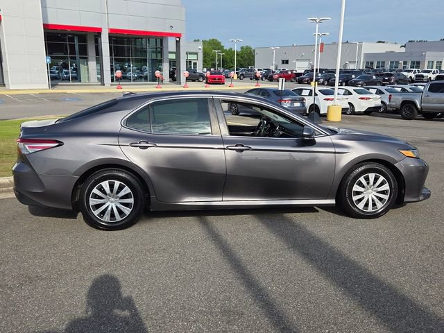 Used 2020 Toyota Camry LE w/ Sunroof Package FWD image 13