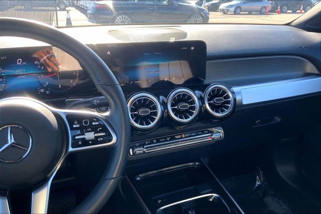 Certified 2023 Mercedes-Benz GLB 250 4MATIC image 5