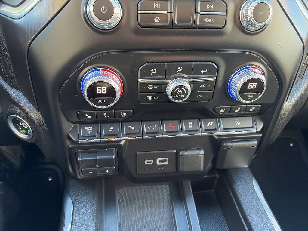 Used 2021 GMC Sierra 2500 AT4 w/ AT4 Preferred Package image 20