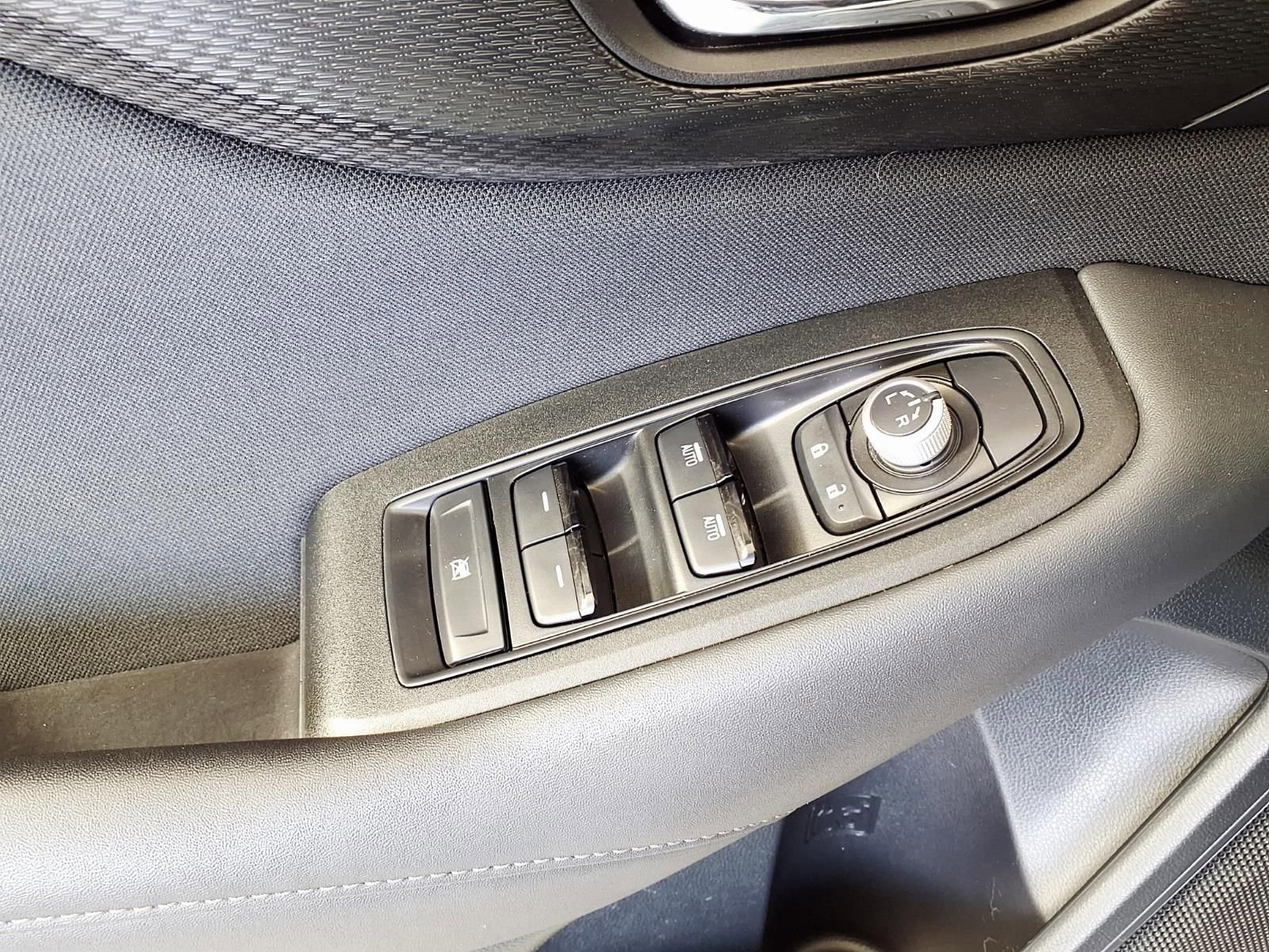 Used 2022 Subaru Outback Premium image 15