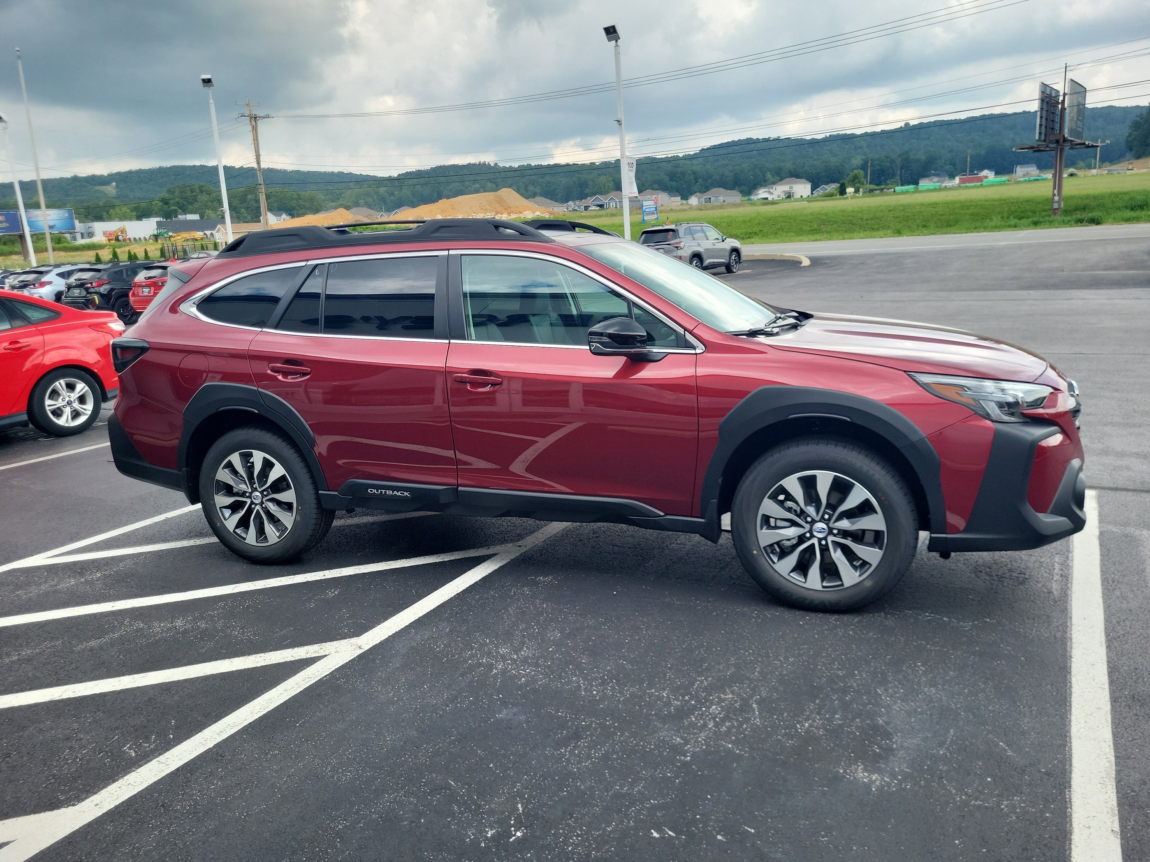 New 2025 Subaru Outback Limited image 5