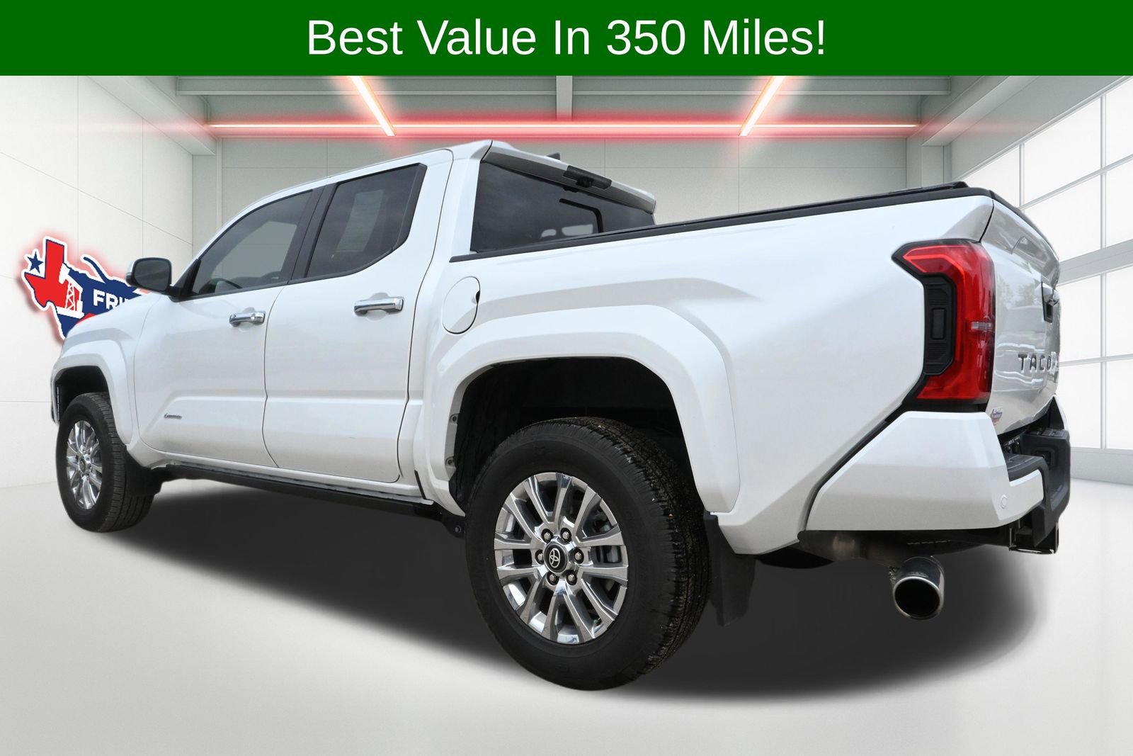 Used 2024 Toyota Tacoma Limited w/ Limited Package (LT) image 2