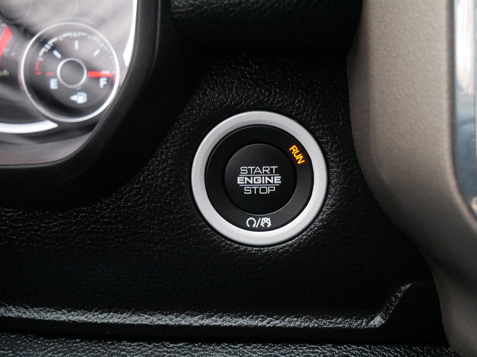 Used 2021 RAM 1500 Laramie image 24