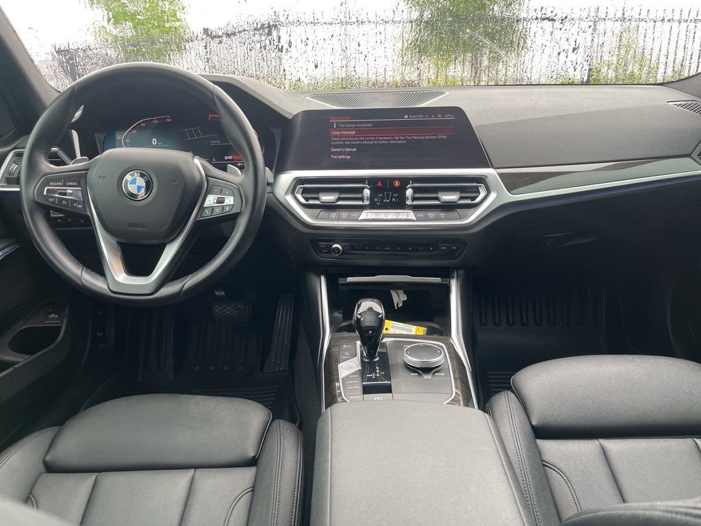 Used 2021 BMW 330i Sedan w/ Convenience Package RWD image 14