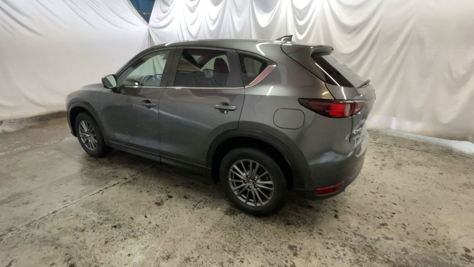 Used 2021 MAZDA CX-5 Touring FWD image 10